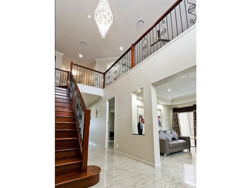 8 Nielson Street, Chermside QLD 4032