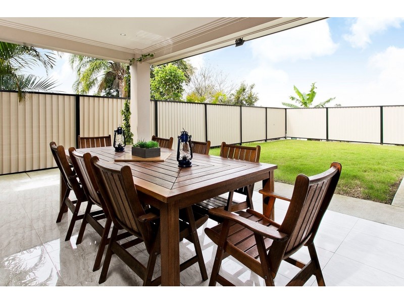 8 Nielson Street, Chermside QLD 4032