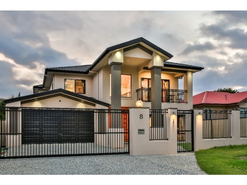 8 Nielson Street, Chermside QLD 4032