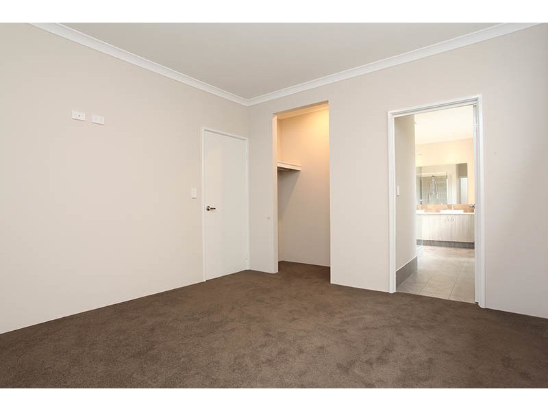6 Wharf Cove, South Yunderup WA 6208