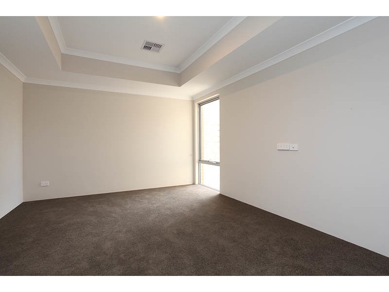 6 Wharf Cove, South Yunderup WA 6208