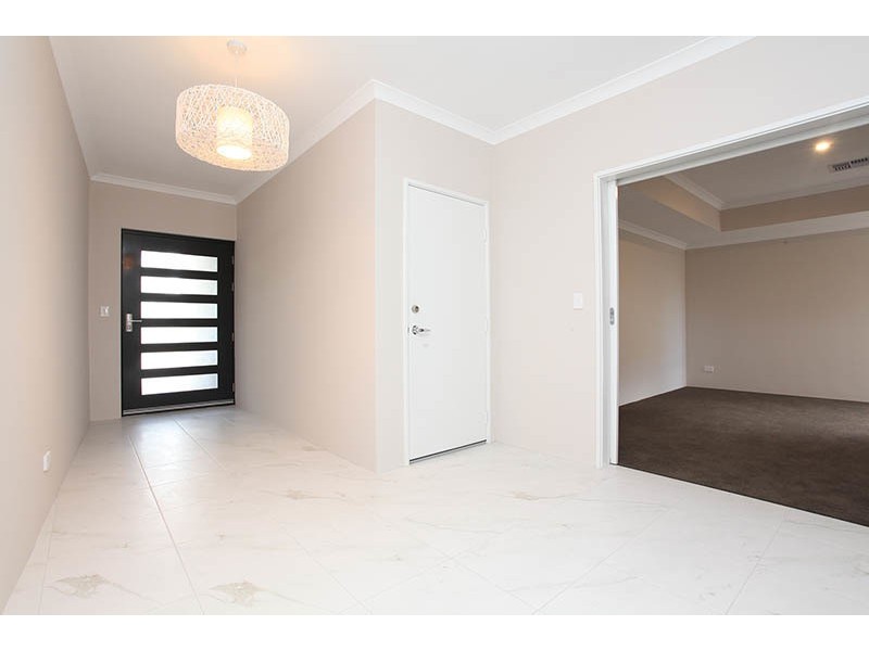 6 Wharf Cove, South Yunderup WA 6208