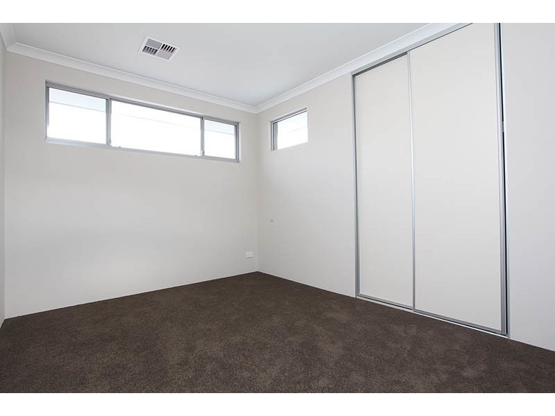 6 Wharf Cove, South Yunderup WA 6208