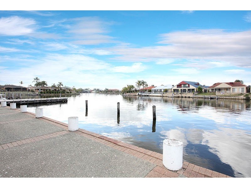 6 Wharf Cove, South Yunderup WA 6208