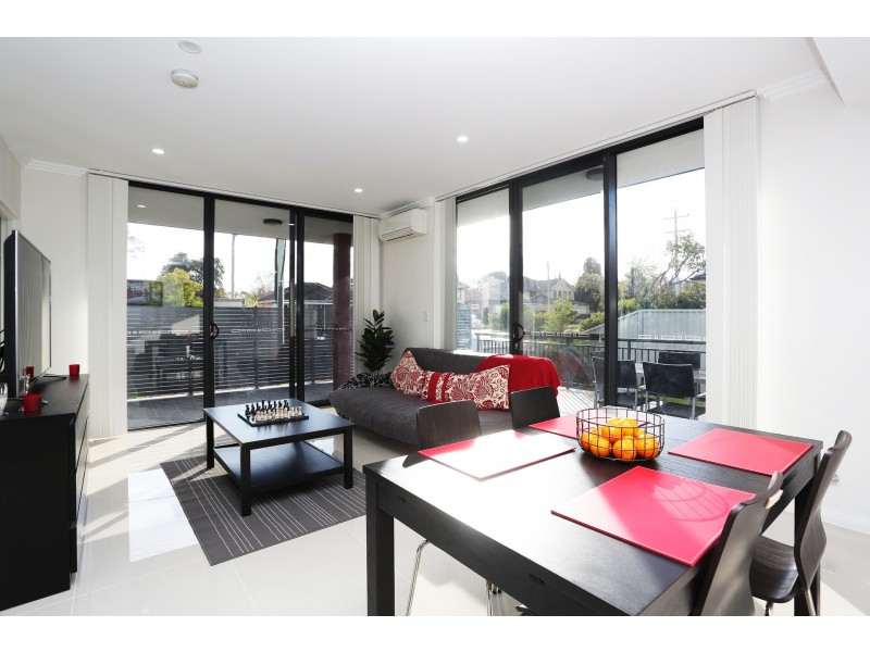 1/70-72 Essington St, Wentworthville NSW 2145