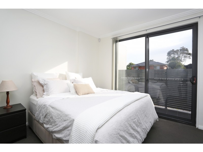 1/70-72 Essington St, Wentworthville NSW 2145
