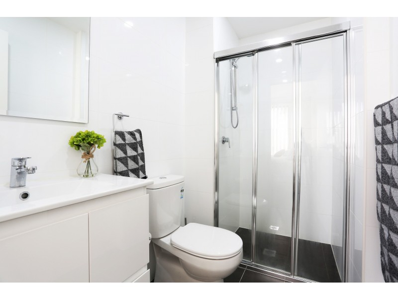 1/70-72 Essington St, Wentworthville NSW 2145