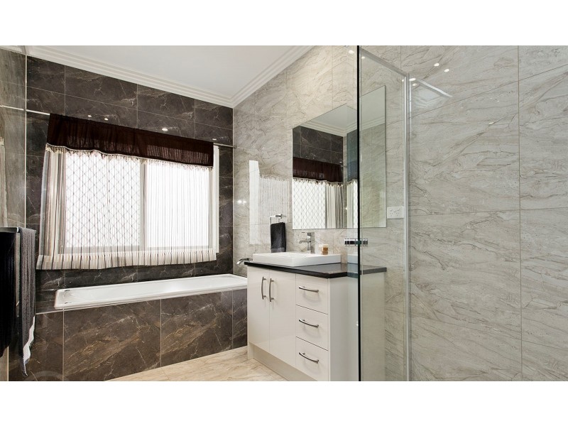 8 Nielson Street, Chermside QLD 4032