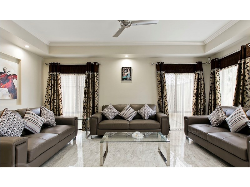 8 Nielson Street, Chermside QLD 4032