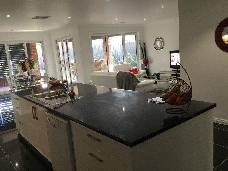 8 Oxford Street, Mernda VIC 3754