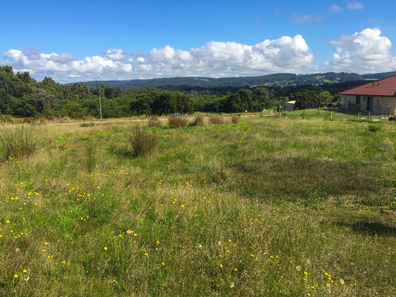 71 Woodward Heights, Hay WA 6333