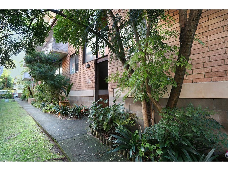 4/33 Lismore Ave, Dee Why NSW 2099