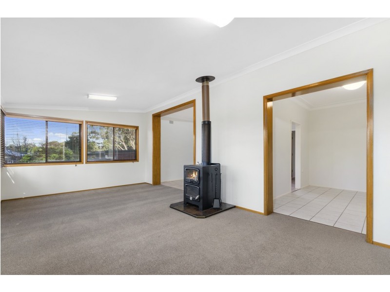 2 Satinwood Avenue, Figtree NSW 2525