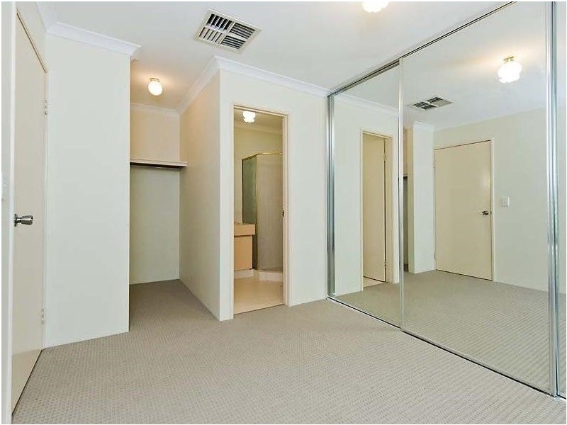 19 Eucla Mews, Stratton WA 6056