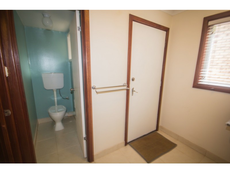 1C Jacaranda Crescent, Withers WA 6230