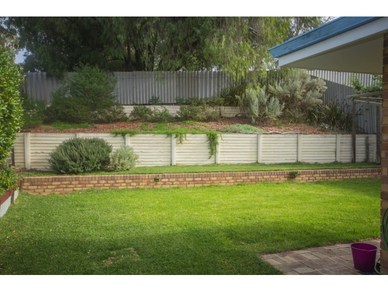 1C Jacaranda Crescent, Withers WA 6230