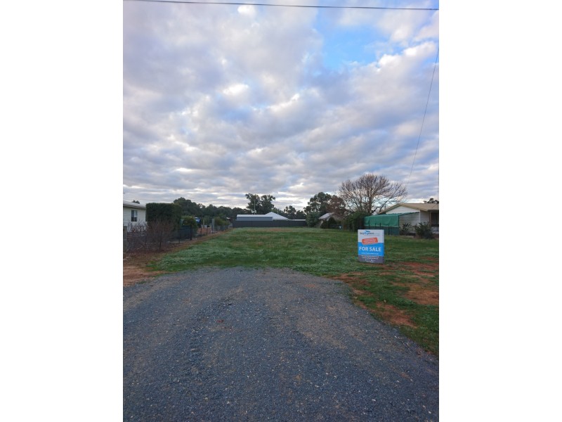 45 KENNEDY STREET, Howlong NSW 2643