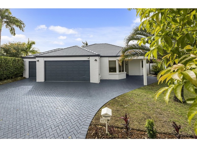 41 Miles Crescent, Manly West QLD 4179