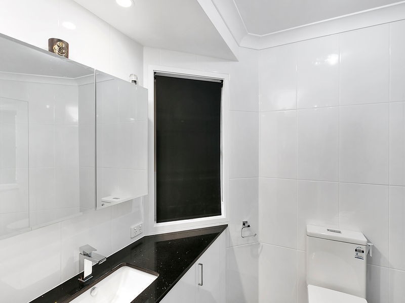 41 Miles Crescent, Manly West QLD 4179