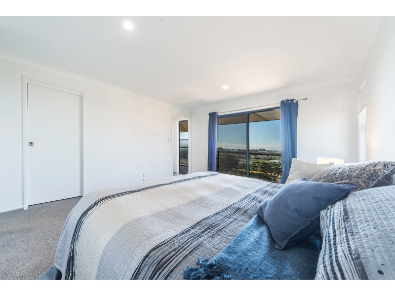 7 Kerry Court, Banora Point NSW 2486