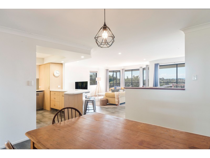 7 Kerry Court, Banora Point NSW 2486