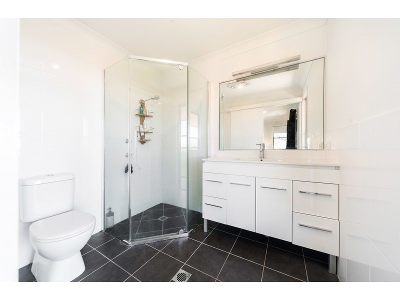 7 Kerry Court, Banora Point NSW 2486
