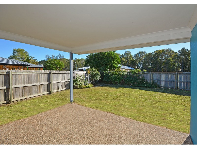 1 Oyster Court, Toogoom QLD 4655