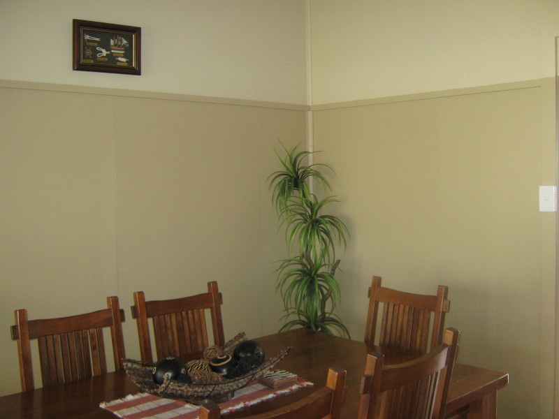 1&2/3 Robinson Street, Inglewood QLD 4387