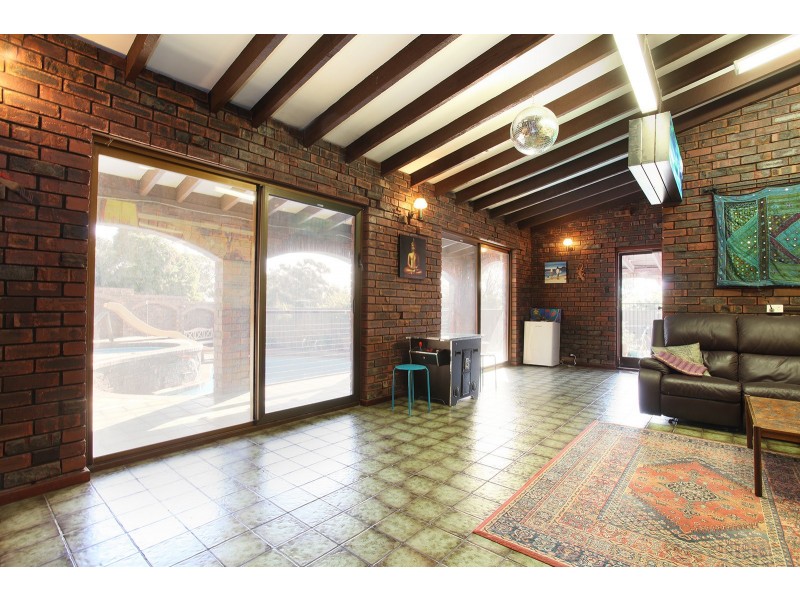 9 Andrews court, Padbury WA 6025