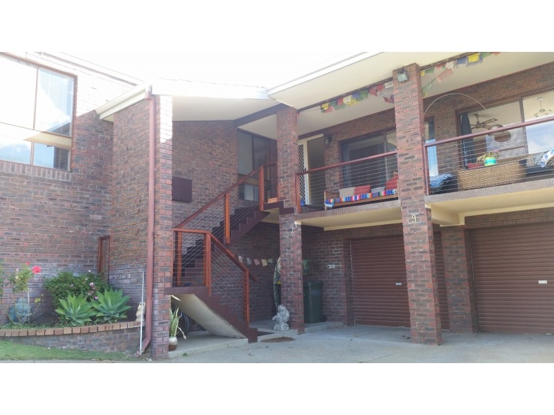 9 Andrews court, Padbury WA 6025