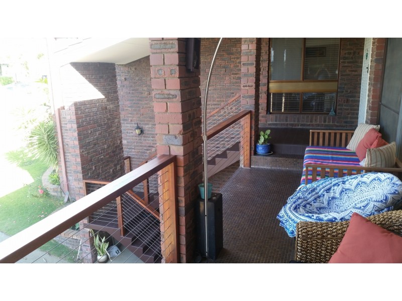 9 Andrews court, Padbury WA 6025