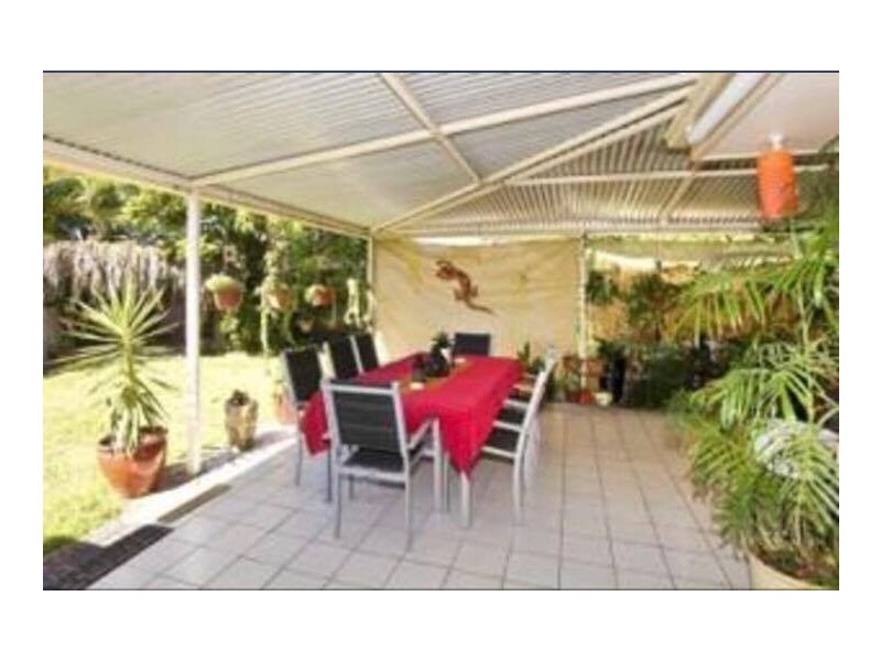 9 Higgs Street, Rothwell QLD 4022