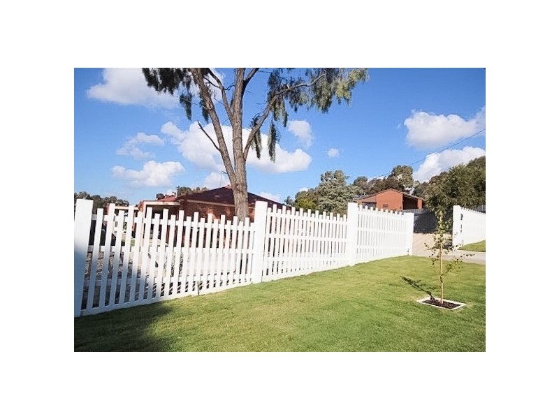 70 Emmett Street, Golden Square VIC 3555