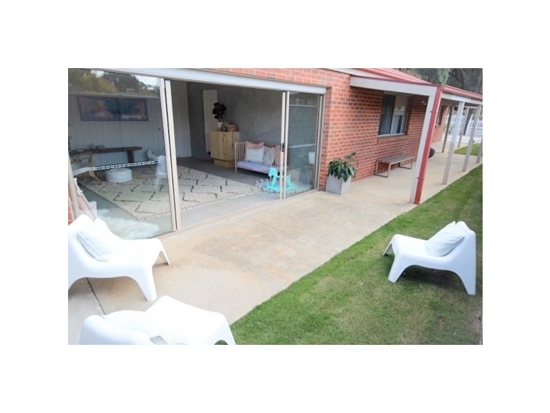 70 Emmett Street, Golden Square VIC 3555