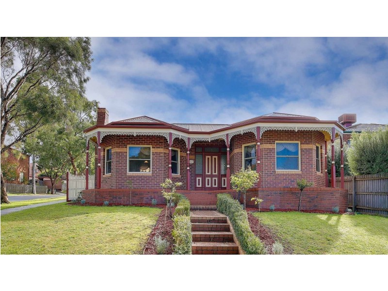 1 Reynolds Court, Roxburgh Park VIC 3064