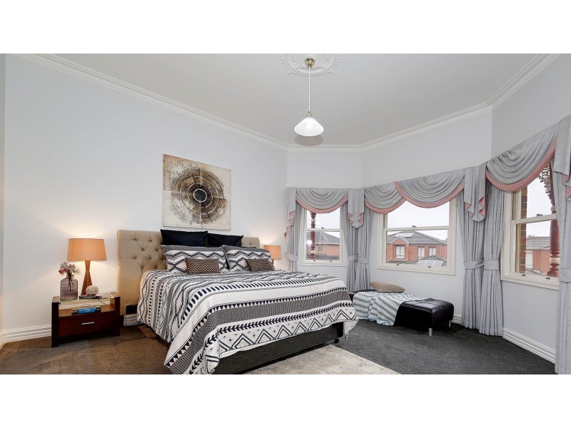 1 Reynolds Court, Roxburgh Park VIC 3064