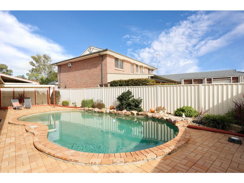 5 Roebuck Rd, Werrington NSW 2747