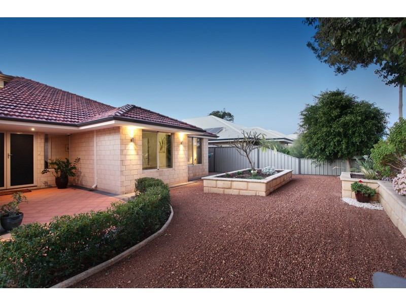 10 Wandoo Lane, Falcon WA 6210