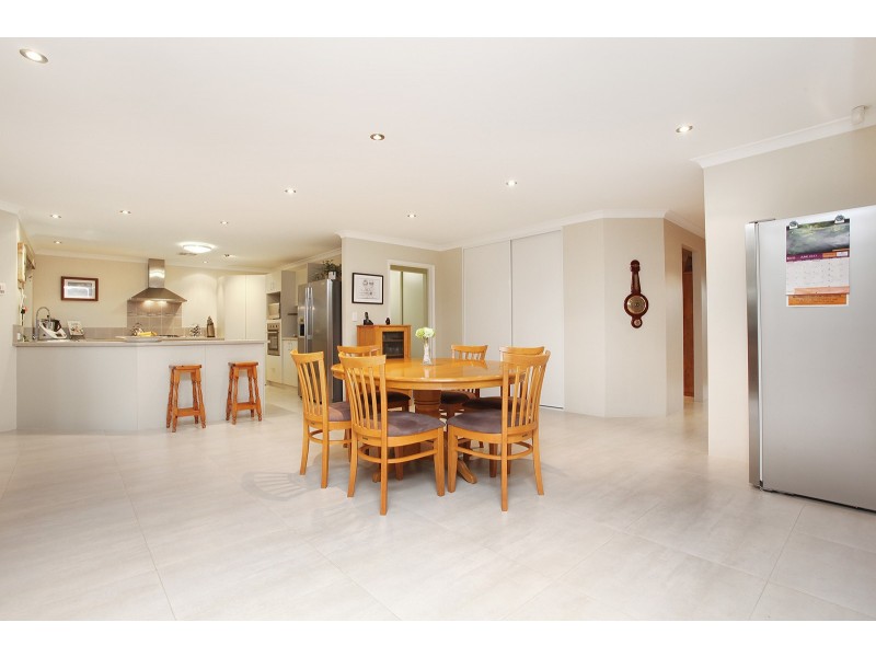 10 Wandoo Lane, Falcon WA 6210