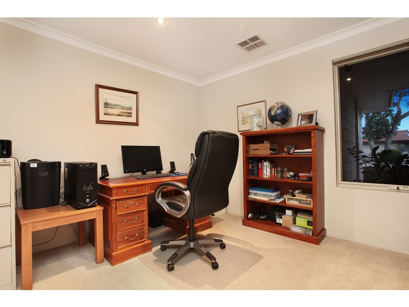 10 Wandoo Lane, Falcon WA 6210