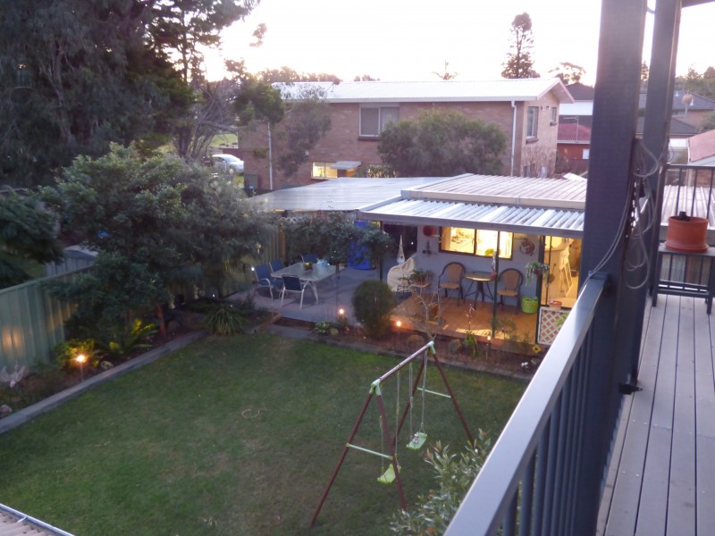 212 Lakeview Parade, Primbee NSW 2502