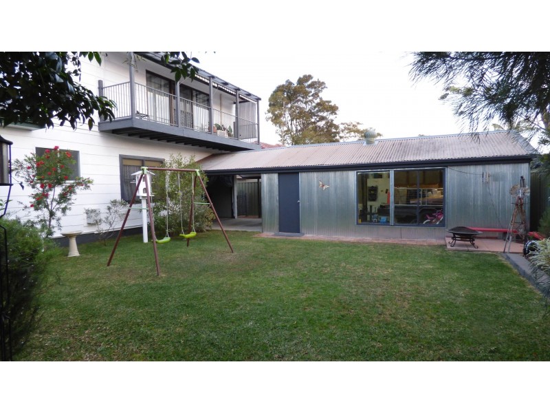 212 Lakeview Parade, Primbee NSW 2502