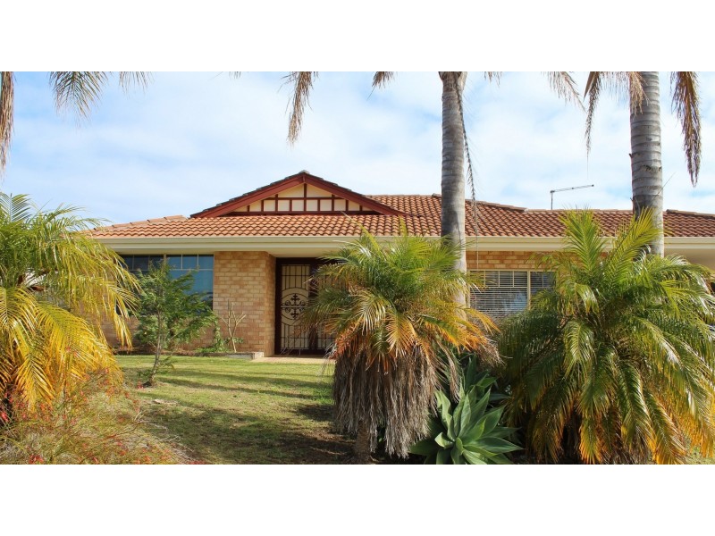 13 Manta Court, Warnbro WA 6169