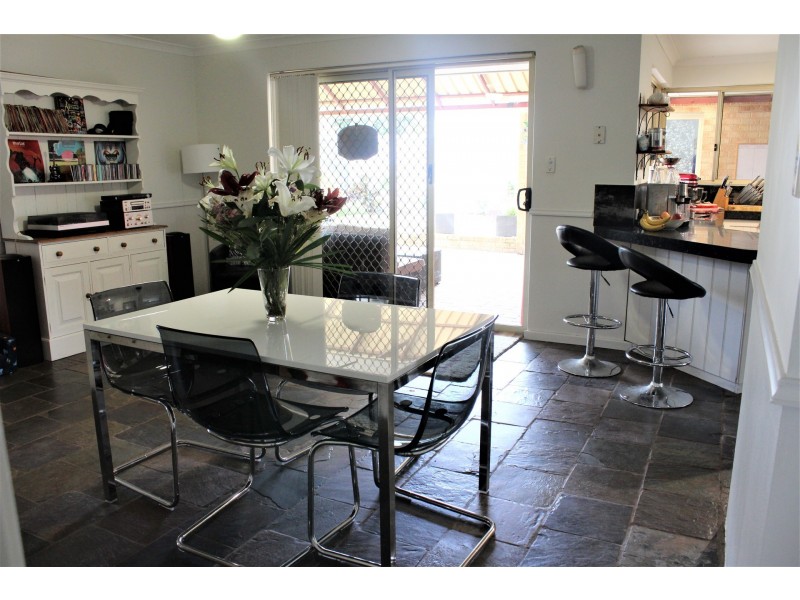 13 Manta Court, Warnbro WA 6169