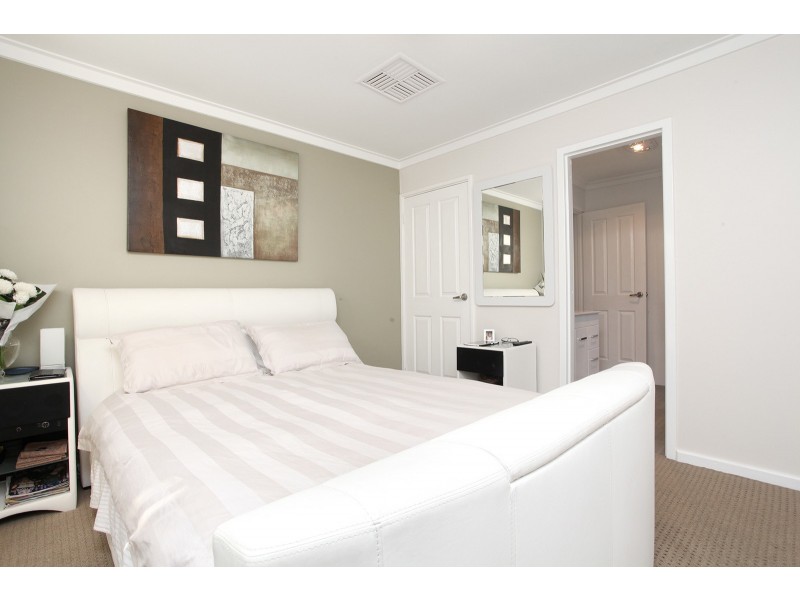 3/10 Mckimmie Road, Palmyra WA 6157