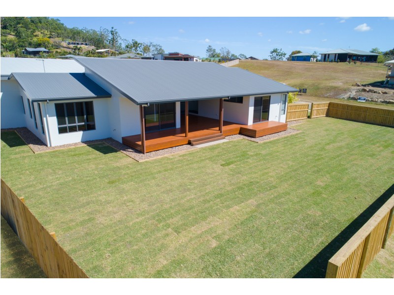 31 Stanley Drive, Cannonvale QLD 4802