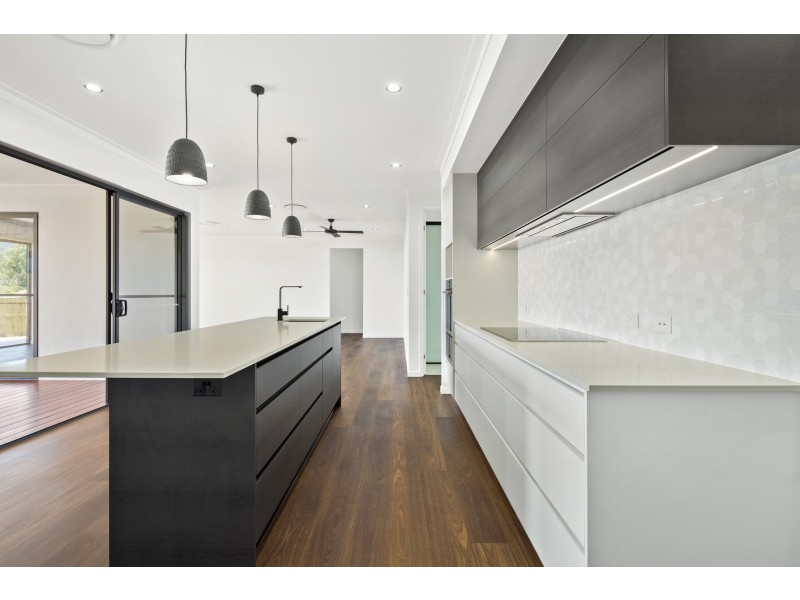 31 Stanley Drive, Cannonvale QLD 4802