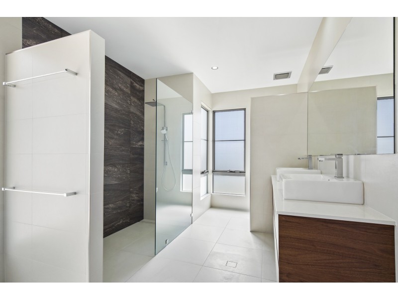 31 Stanley Drive, Cannonvale QLD 4802