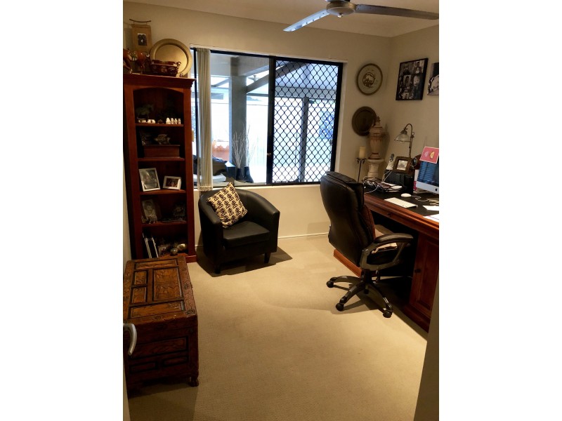 1 Helix Close, Clifton Beach QLD 4879