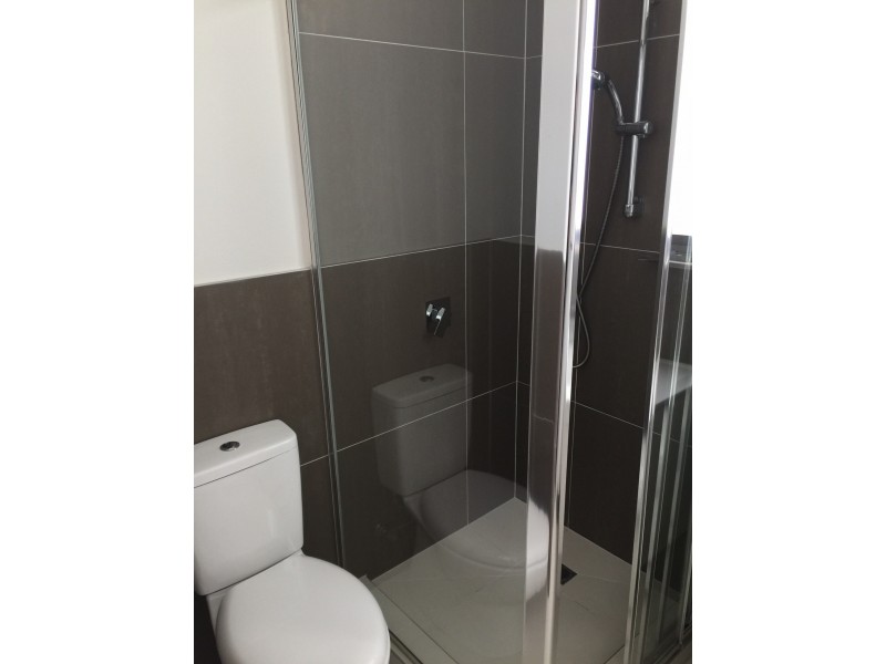 2/284-286 Neerim Road, Carnegie VIC 3163